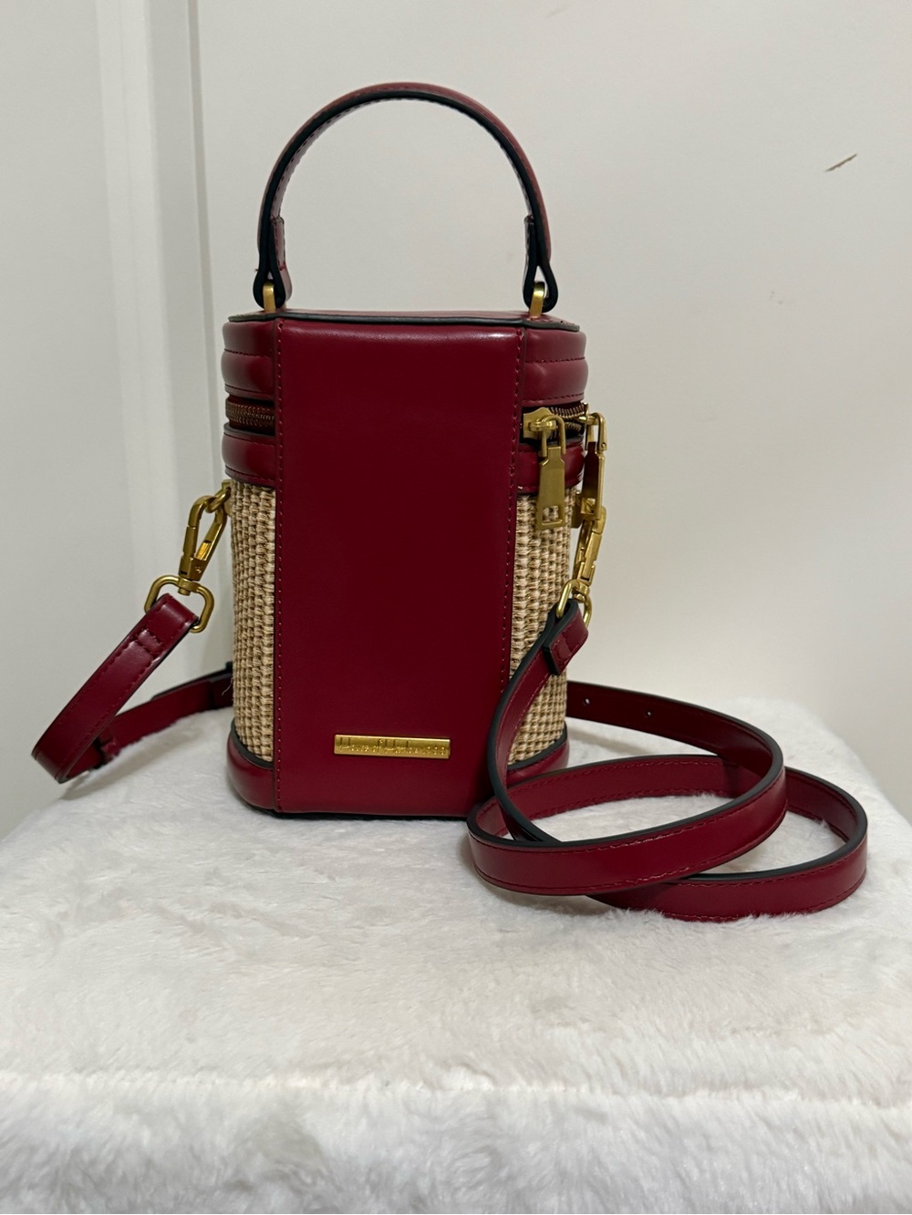 House of Harlow 1960 Woven Cylinder Crossbody Bag with Burgundy Trim - Picture 2 of 5